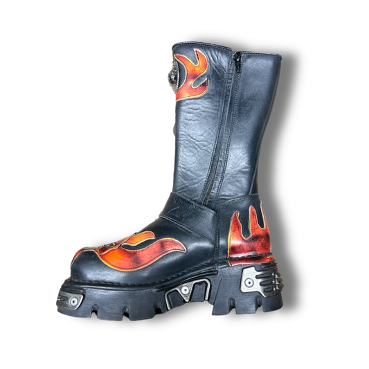 New Rock M.118 Tower (Red)