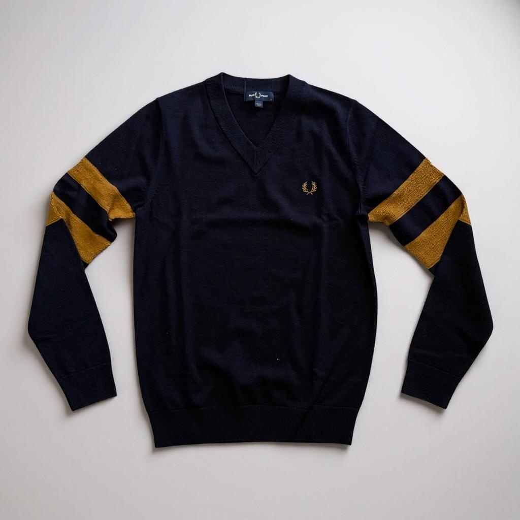 Fred Perry Tipped Sleeve VNeck Jumper