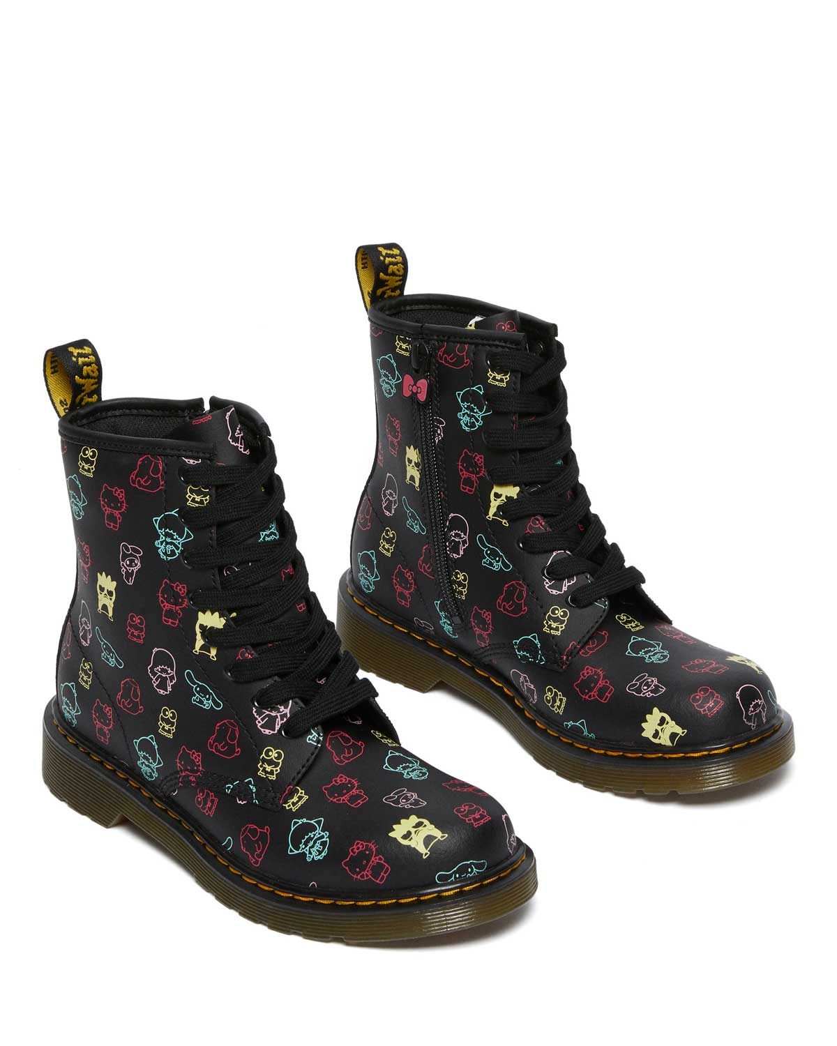 1460 HELLO KITTY & FRIENDS BLACK+MULTI HYDRO LEATHER BOOT