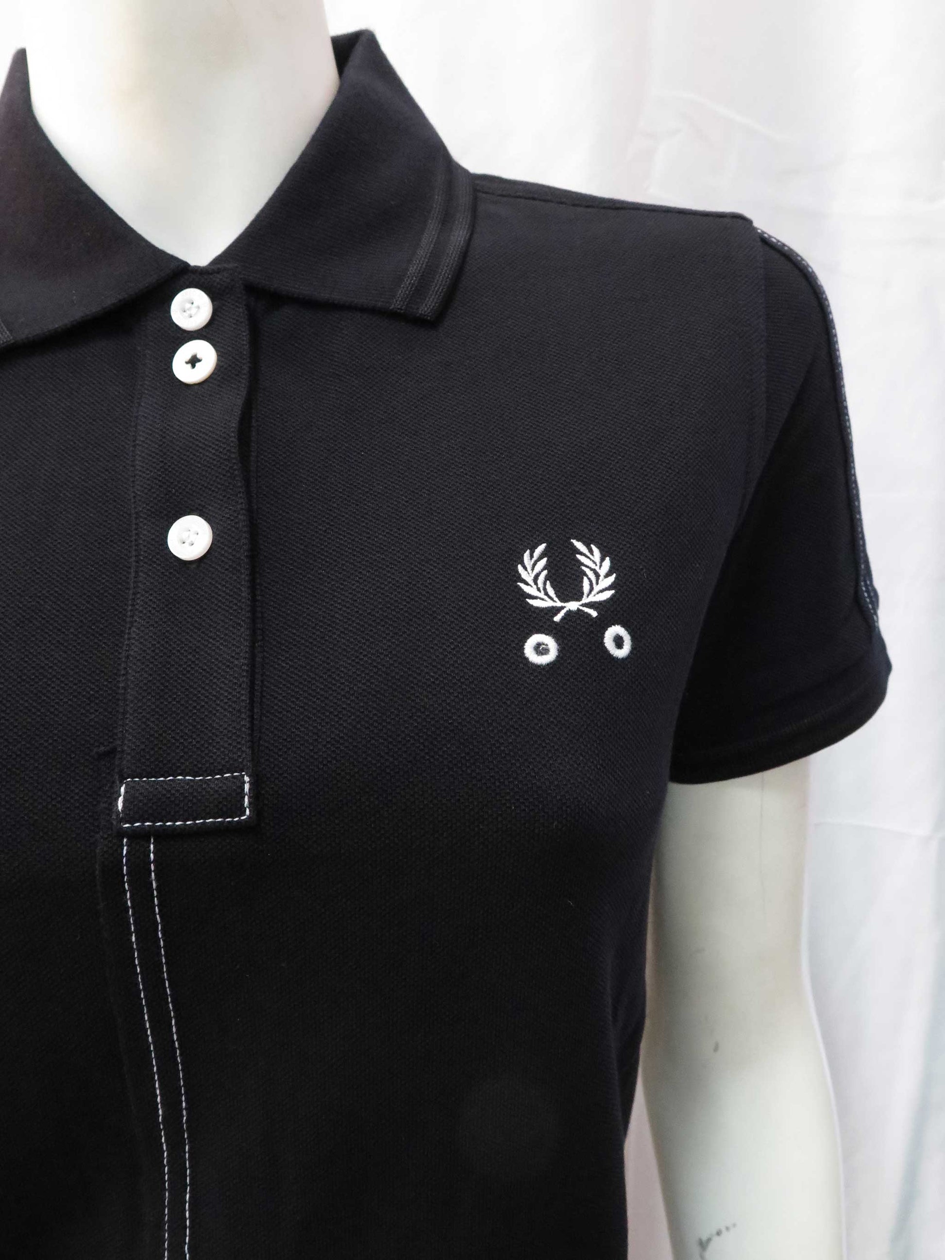 LADIES FRED PERRY x LE KILT CUT & SEW PIQUE SHIRT (BLACK)