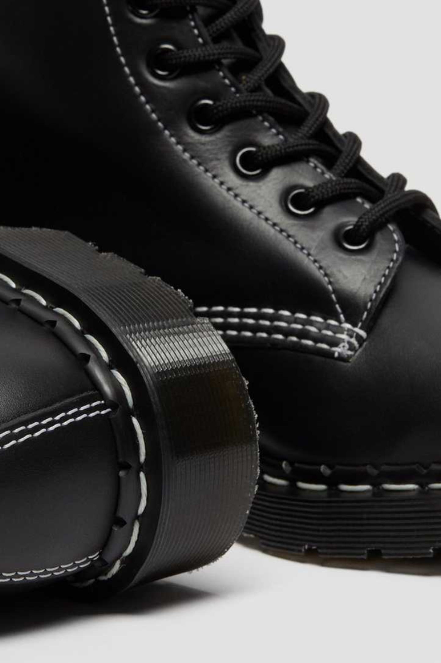 1460 PASCAL CAVALIER LEATHER LACE UP BOOTS MIE