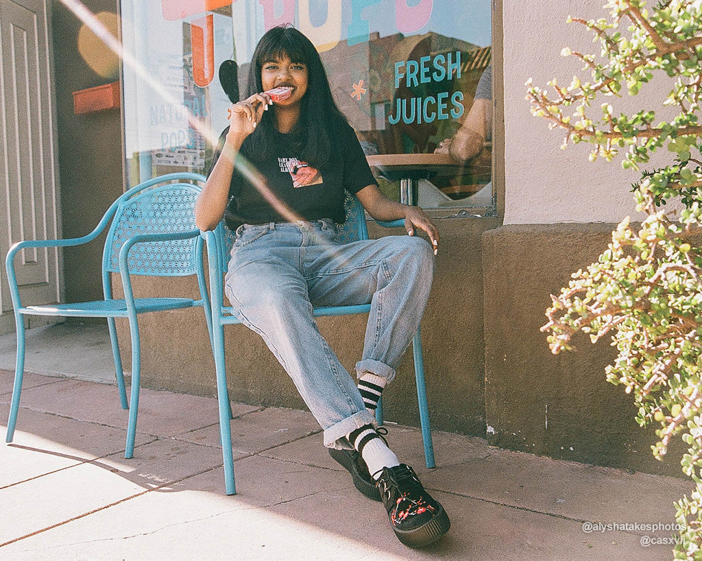 T.U.K BLACK CRUSH/RED BLOSSOM VIVA MONDO