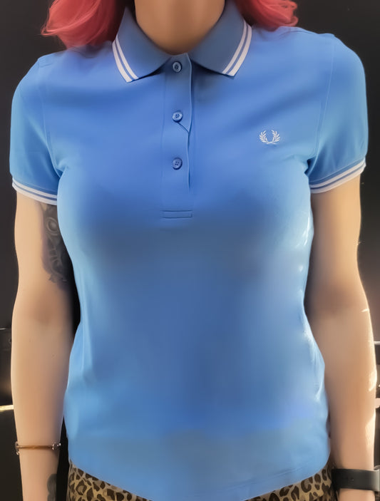 LADIES TWIN TIPPED FRED PERRY SHIRT (VIBRANT BLUE/WHITE)
