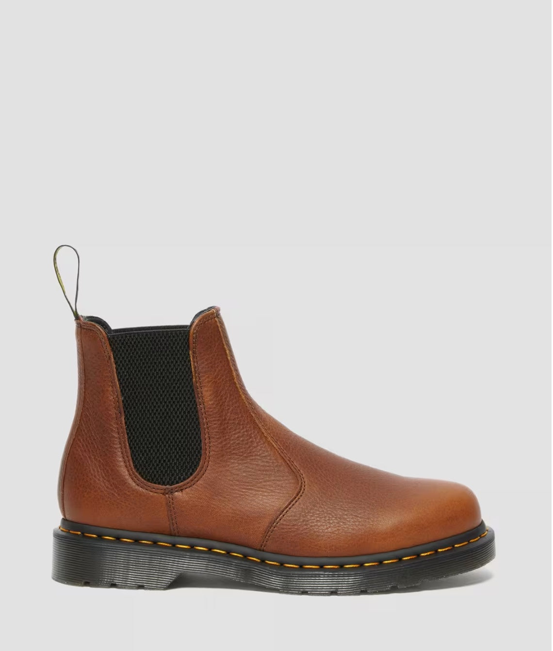 2976 Ambassador Leather Chelsea Boots