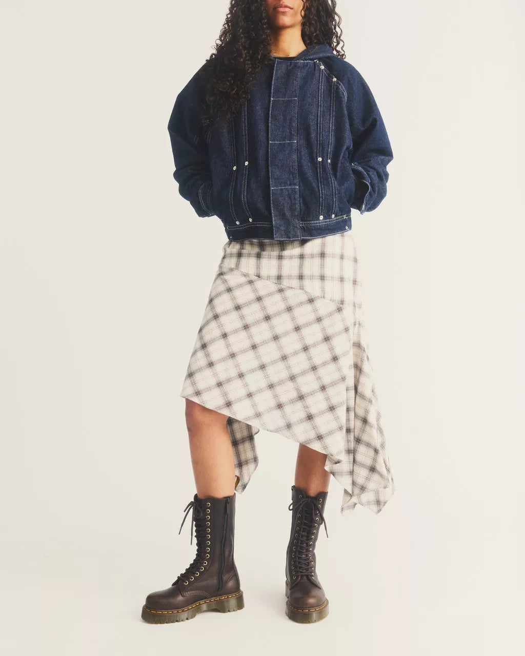 1B99 Bex 14 Eye Ambassador Leather Lace Up Boot