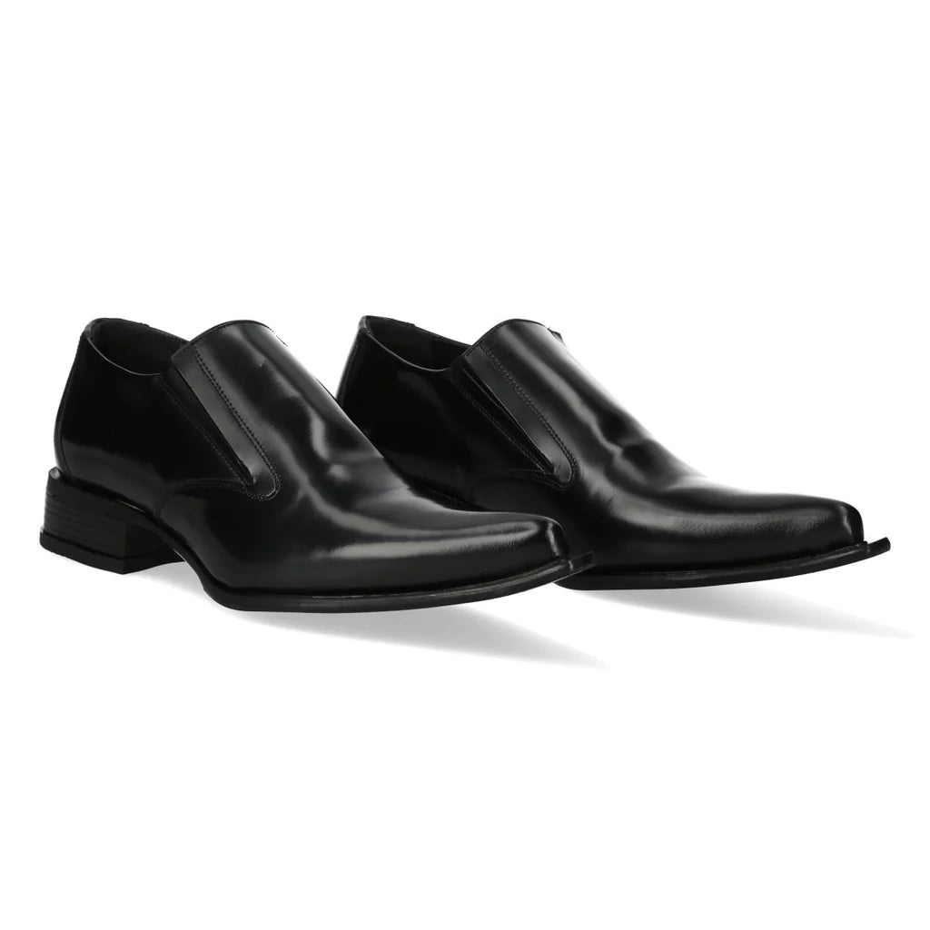 New Rock M 2631 C1 pair of black leather pointed shoes on white background