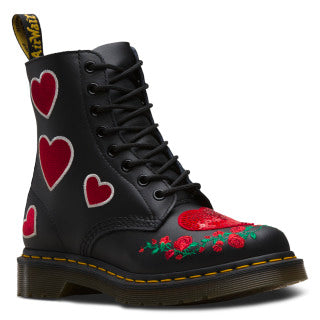1460 PASCAL HEARTS BLACK+DMS RED SOFTY T+SEQUIN PATCH BOOT