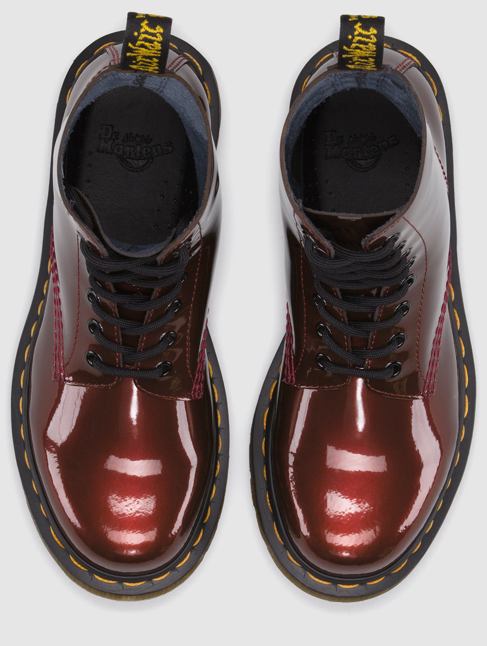 Dr martens chrome outlet red