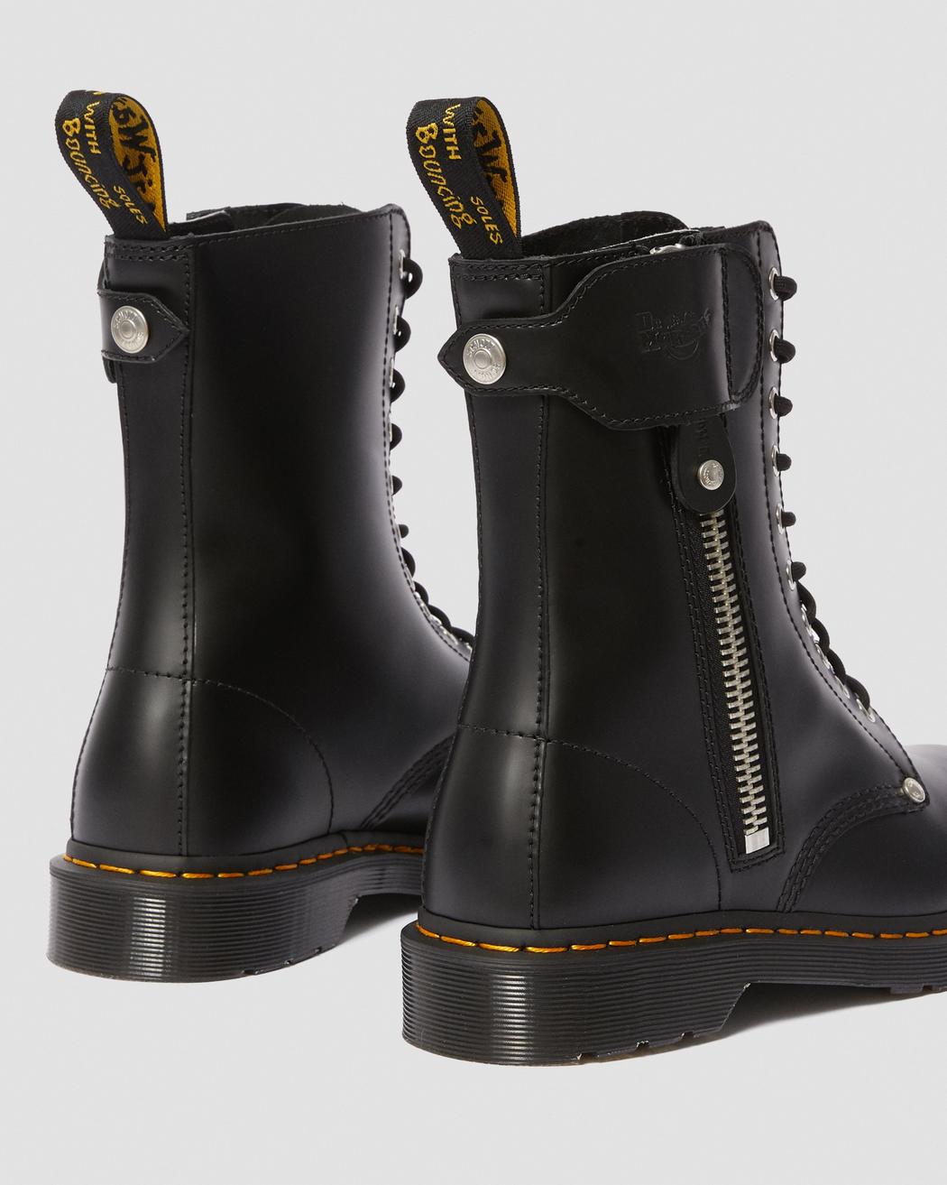 1490 SCHOTT BLACK SMOOTH BOOT