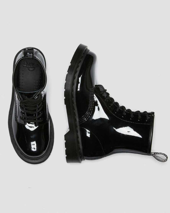 1460 leather lace up boots