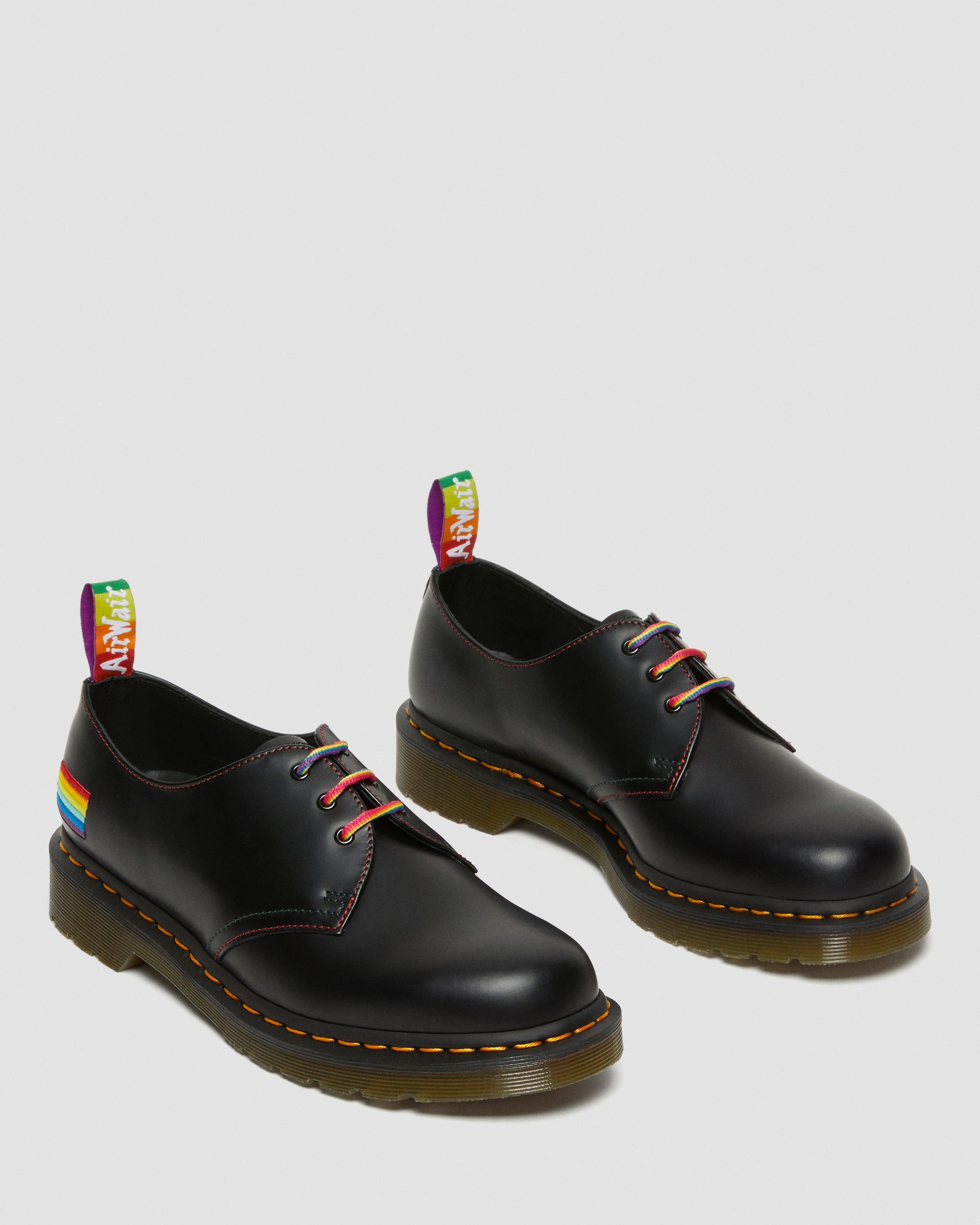 Doc martens sale 146 pride