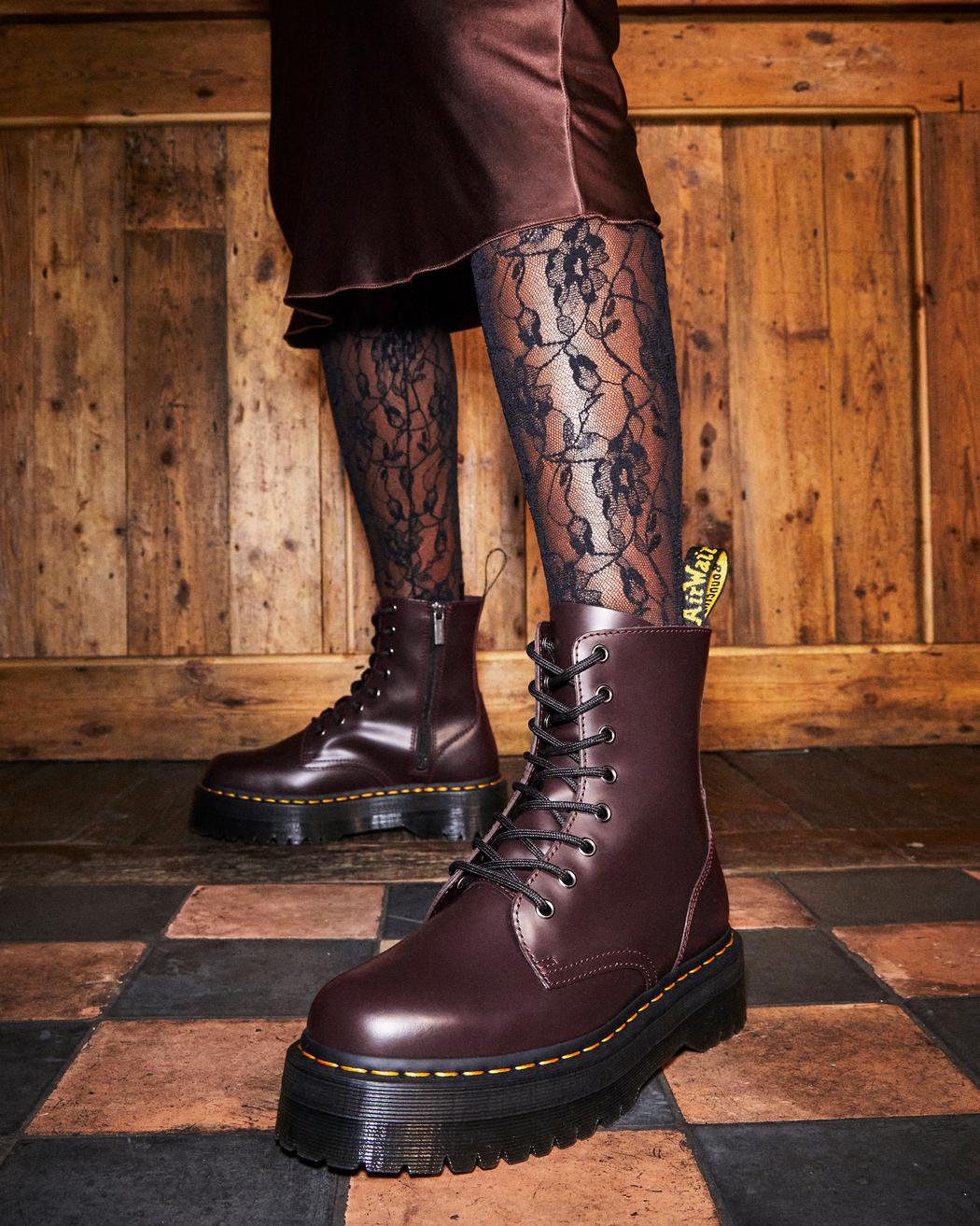 Doc martens 2024 boots maroon