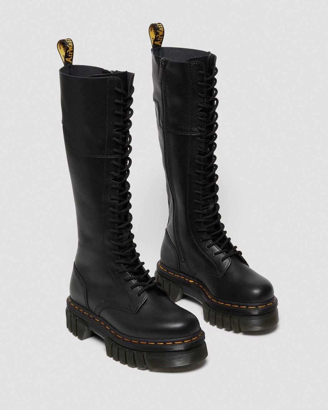 20 eyelet shop doc martens