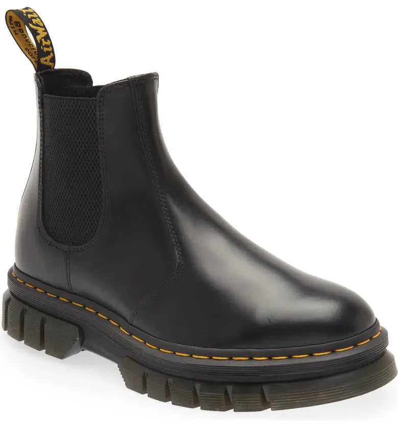 RIKARD BLACK POLISHED SMOOTH CHELSEA BOOT