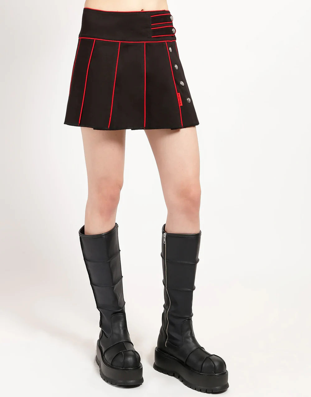 TRIPP N.Y.C BAND PLEATED SKIRT RED