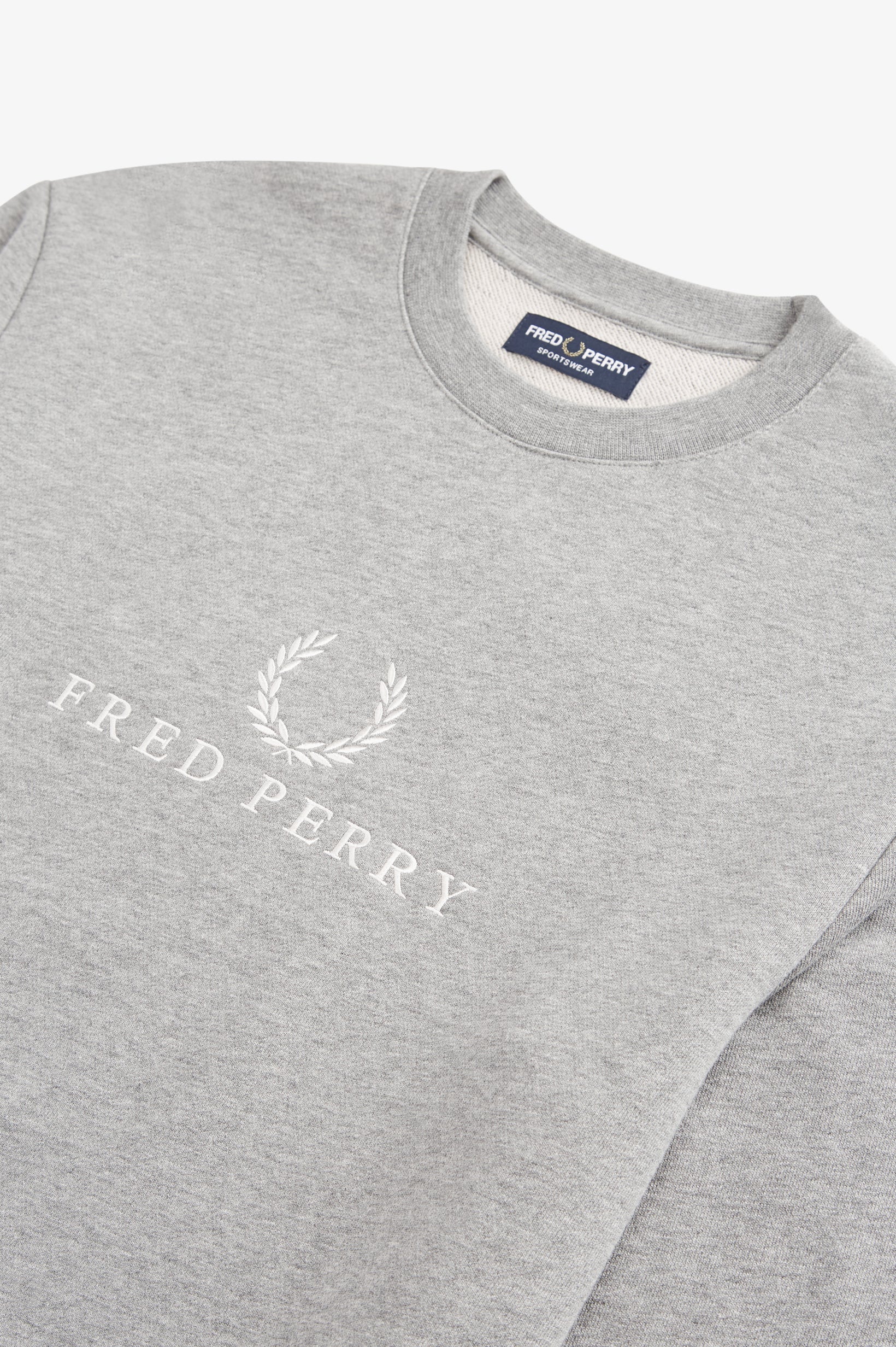 Fred perry embroidered panel discount half zip sweat in grey