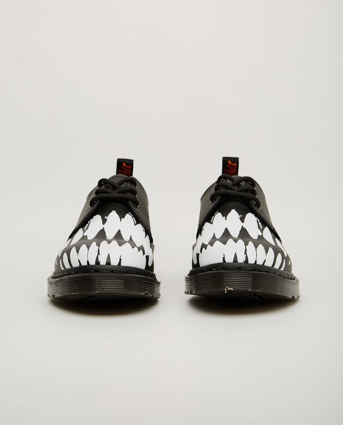 Pleasures shop 1461 teeth