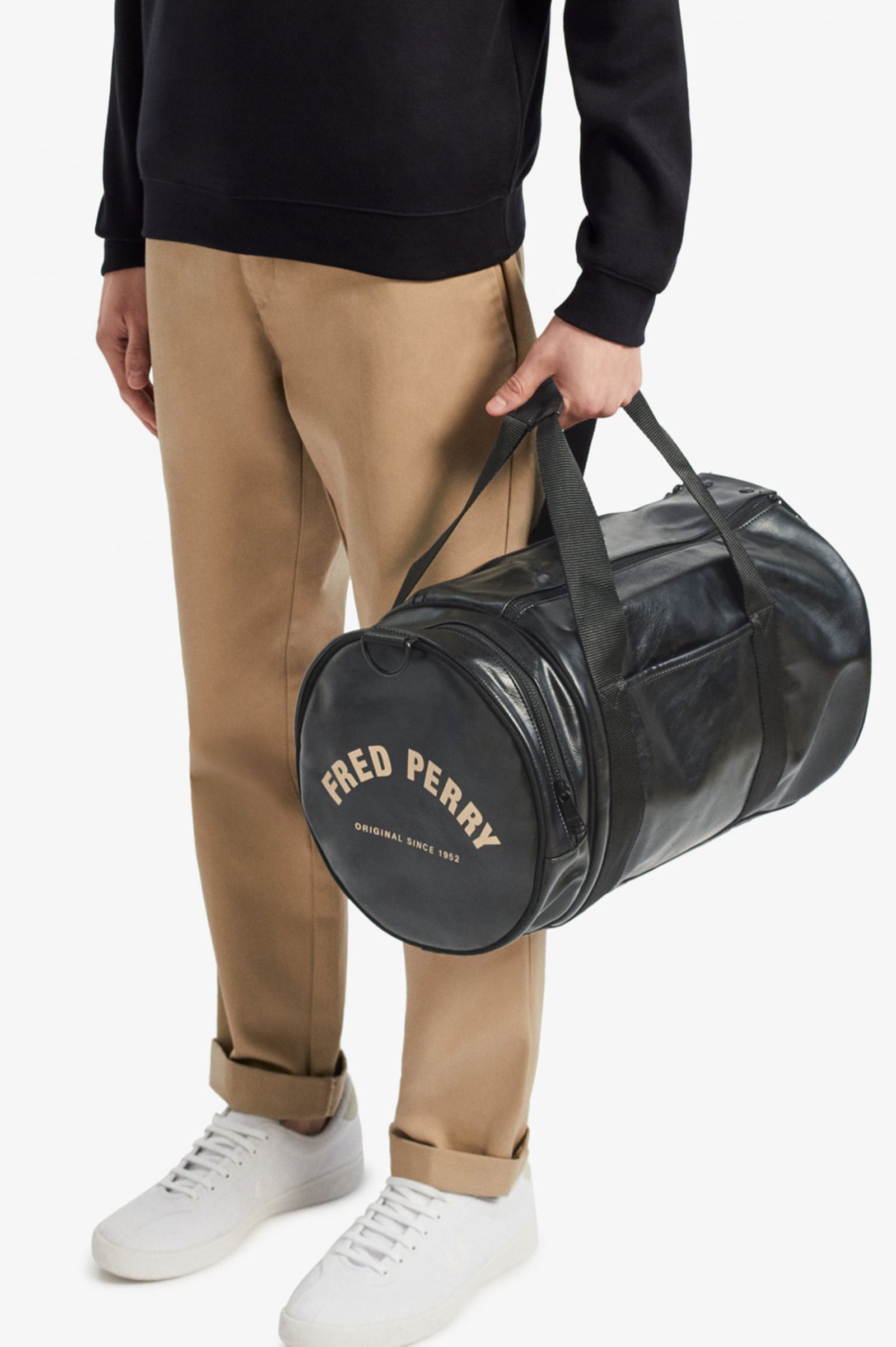 Fred Perry Tonal Barrel Bag - Black Male